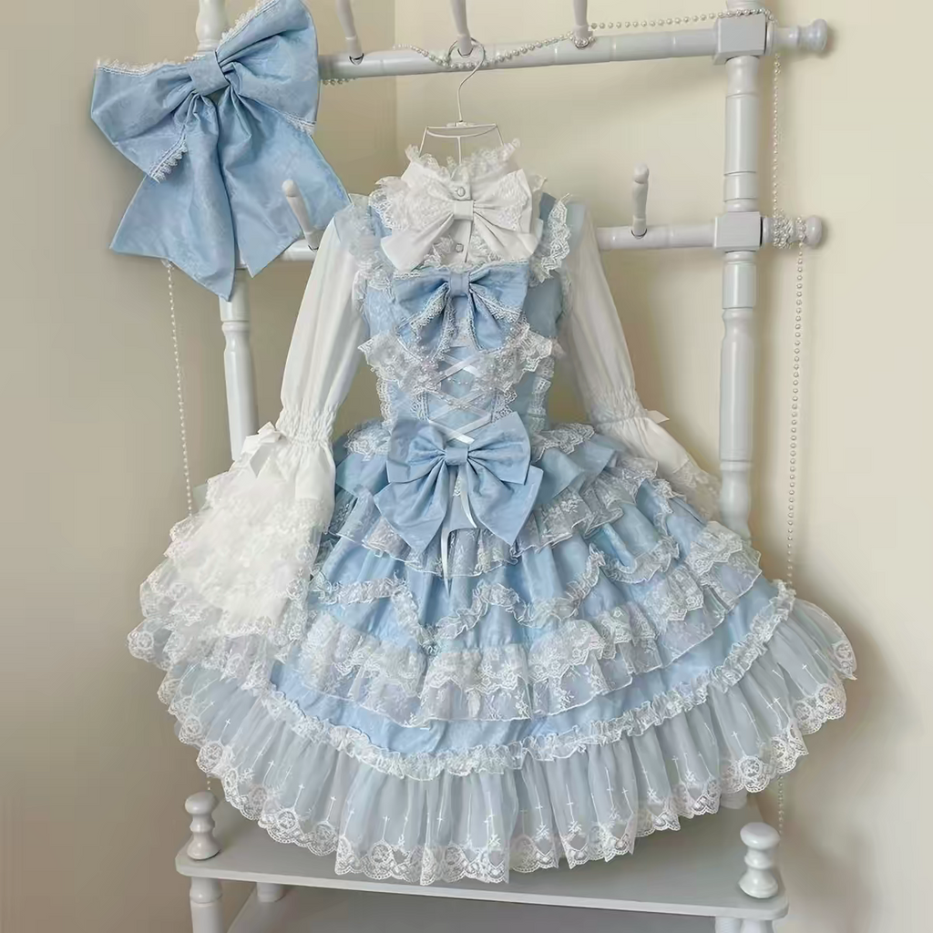 Dream Ruffles – Set Lolita Classico con Jumper Skirt e Camicia Coordinata