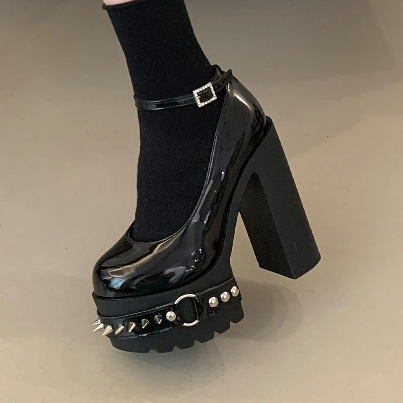 Scarpe Gothic Lolita "Midnight Rebel" – Plateau e Borchie