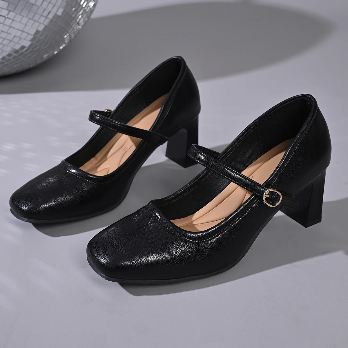 Scarpe Mary Jane Classiche con Tacco Medio – Nero | Pelle Sintetica