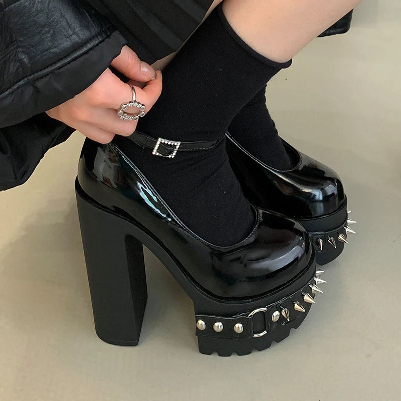 Scarpe Gothic Lolita "Midnight Rebel" – Plateau e Borchie