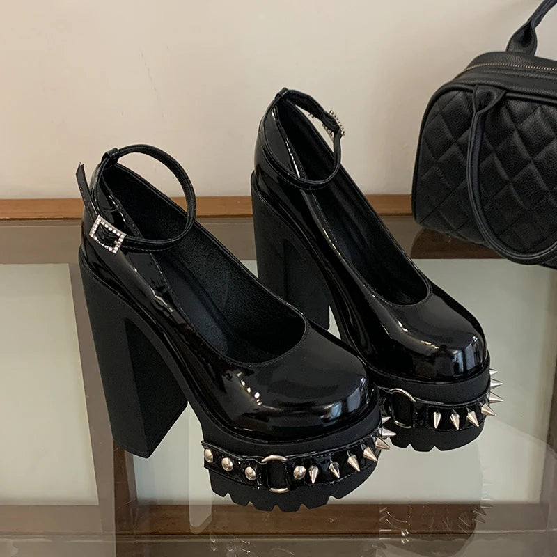 Scarpe Gothic Lolita "Midnight Rebel" – Plateau e Borchie