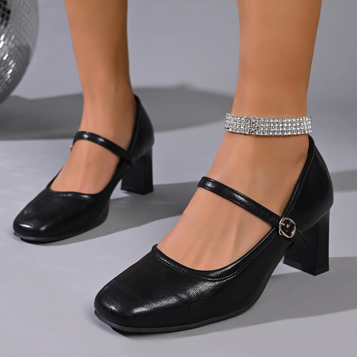 Scarpe Mary Jane Classiche con Tacco Medio – Nero | Pelle Sintetica