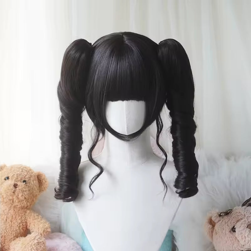 Parrucca Lolita Premium “Twin Roll” – Doppia Ponytail con Boccoli Definiti – Volume Elegante e Styling Professionale
