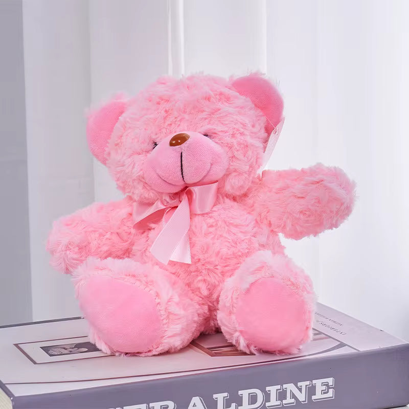 Orsetto Peluche Plush Companion – Morbido Compagno di Avventure | 9 Colori