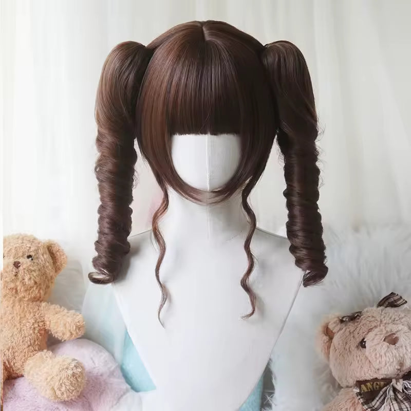 Parrucca Lolita Premium “Twin Roll” – Doppia Ponytail con Boccoli Definiti – Volume Elegante e Styling Professionale