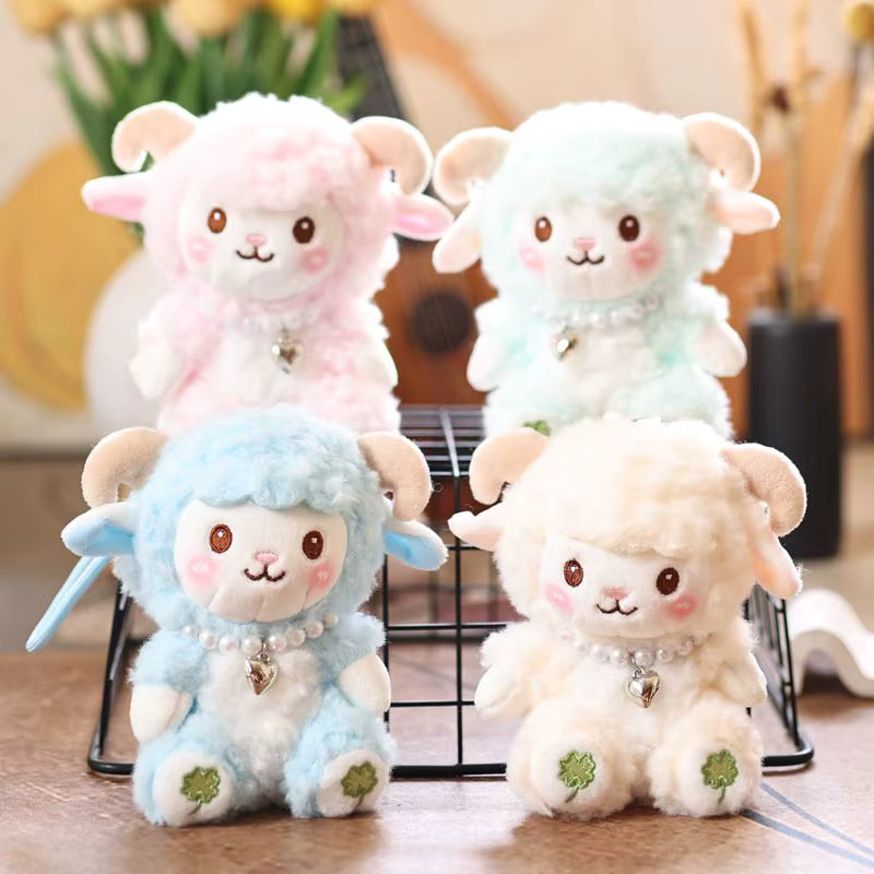 Pecorella Plush Charm – Portachiavi in Peluche Kawaii