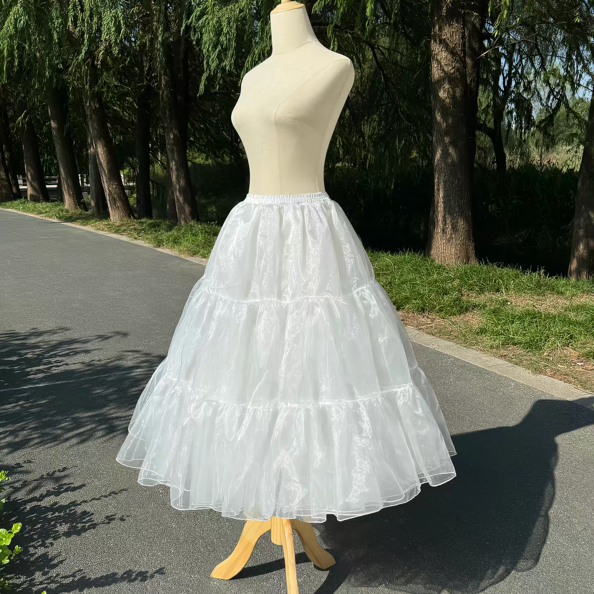 Petticoat Lolita Essentials – La Base di Ogni Coordinato Perfetto